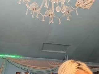 adrianna777 live cam profile