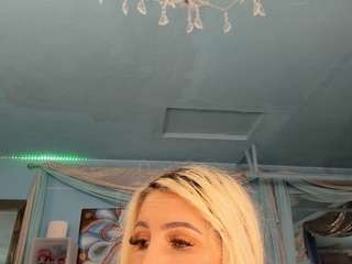 adrianna777 webcam