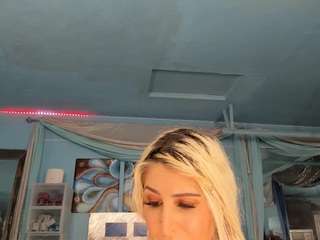 adrianna777 webcam