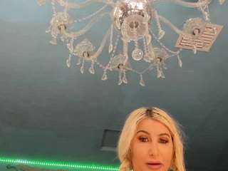 adrianna777