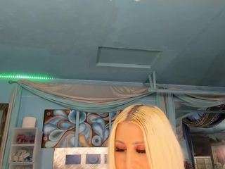 adrianna777 live webcam show
