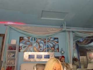 adrianna777 live webcam show