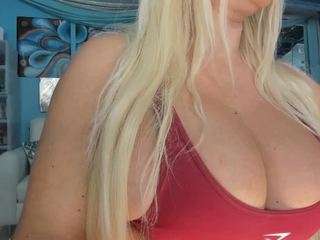 adrianna777 live webcam show