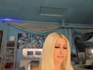 adrianna777 live webcam show
