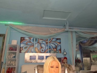 adrianna777 live cam preview