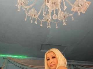 adrianna777 live cam preview