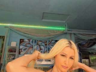 adrianna777