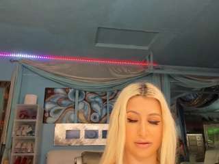 adrianna777 live cam preview