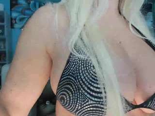adrianna777 live cam preview