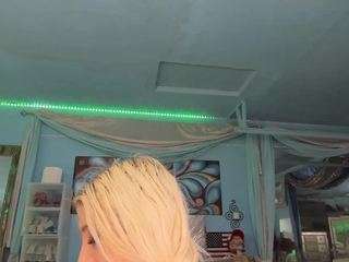 adrianna777 live cam preview