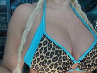 adrianna777
