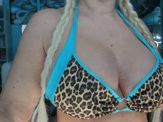 adrianna777