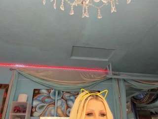 adrianna777 live cam preview