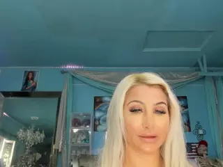 adrianna777's Live Sex Cam Show