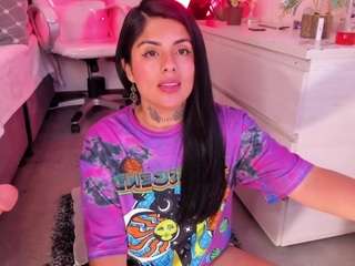 ivynaugthyqueen