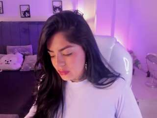 ivynaugthyqueen