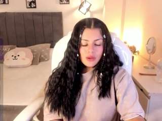 ivynaugthyqueen