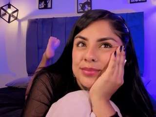 ivynaugthyqueen from CamSoda