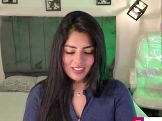 ivynaugthyqueen webcam