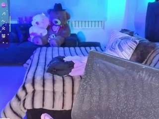 ivynaugthyqueen