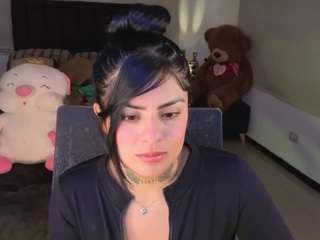 ivynaugthyqueen
