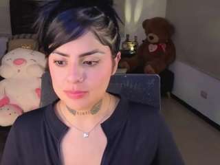 ivynaugthyqueen