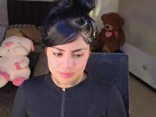 ivynaugthyqueen