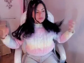 ivynaugthyqueen's Live Sex Cam Show