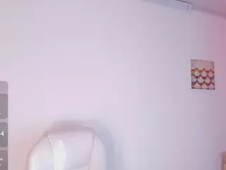 ivynaugthyqueen's Live Sex Cam Show