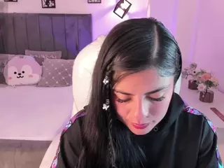 ivynaugthyqueen's Live Sex Cam Show