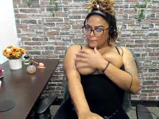 nastyylondon Live Webcam on CamSoda