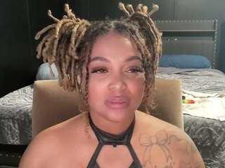 Live webcam model nastyylondon on Soda Cams