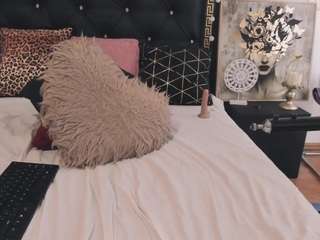 preciousailyn's live room