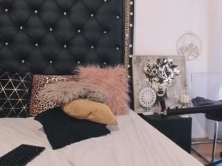 preciousailyn live webcam show
