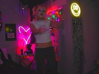 BOO BOO KITTY