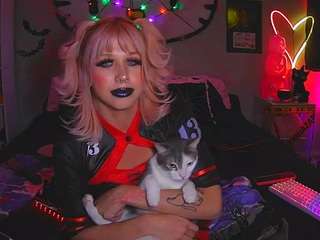 BOO BOO KITTY