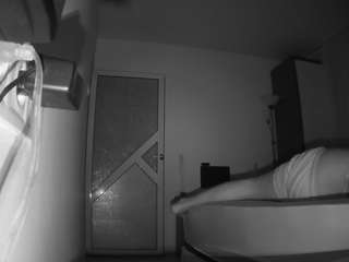 voyeurcam-charmhellen-kitchen