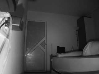 voyeurcam-charmhellen-kitchen