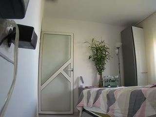 voyeurcam-charmhellen-kitchen