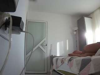 voyeurcam-charmhellen-kitchen