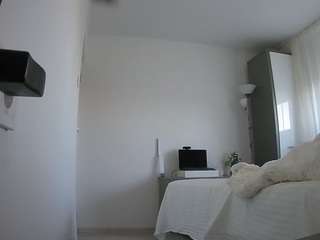 Voyeur Roommate camsoda voyeurcam-charmhellen-kitchen