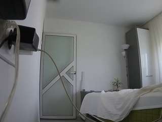 Oyeur Cams camsoda voyeurcam-charmhellen-kitchen