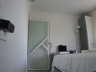voyeurcam-charmhellen-kitchen