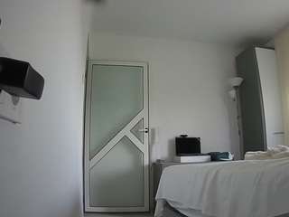 voyeurcam-charmh... Live Webcam on CamSoda