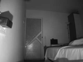 voyeurcam-charmhellen-kitchen