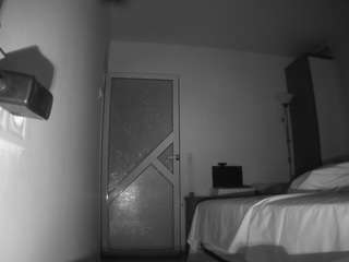 voyeurcam charmhellen kitchen