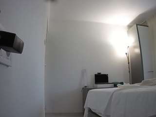 voyeurcam-charmhellen-kitchen