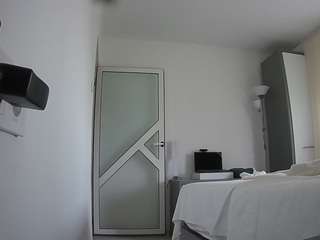 voyeurcam-charmhellen-kitchen