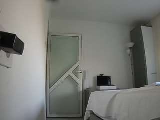 voyeurcam-charmh... Live Webcam on CamSoda