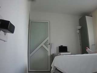 voyeurcam-charmhellen-kitchen
